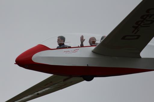 56  Het harde leven van een instructeur